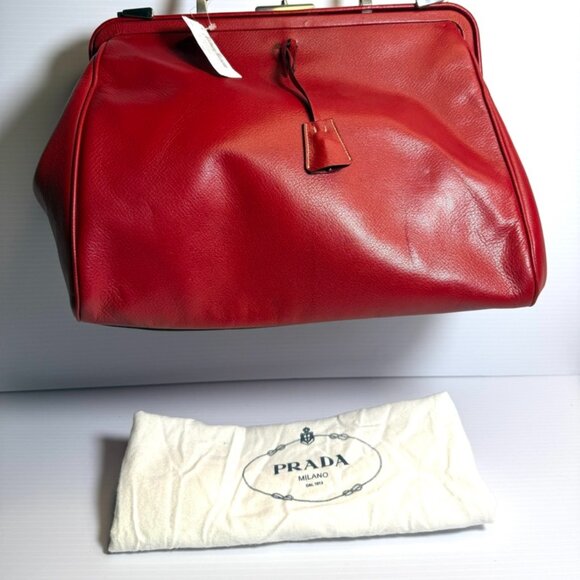 Prada Red Leather Spazzolato Frame Top Handle Bag Prada - Picture 1 of 16